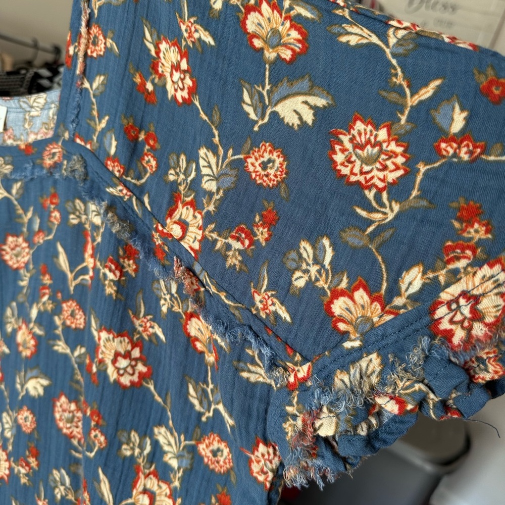 NWT Wonderly Blue and Red Floral Boho Gauze Top Ruffle Fringe XL - Picture 4 of 6